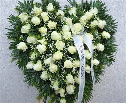 kompozycje nagrobkowe